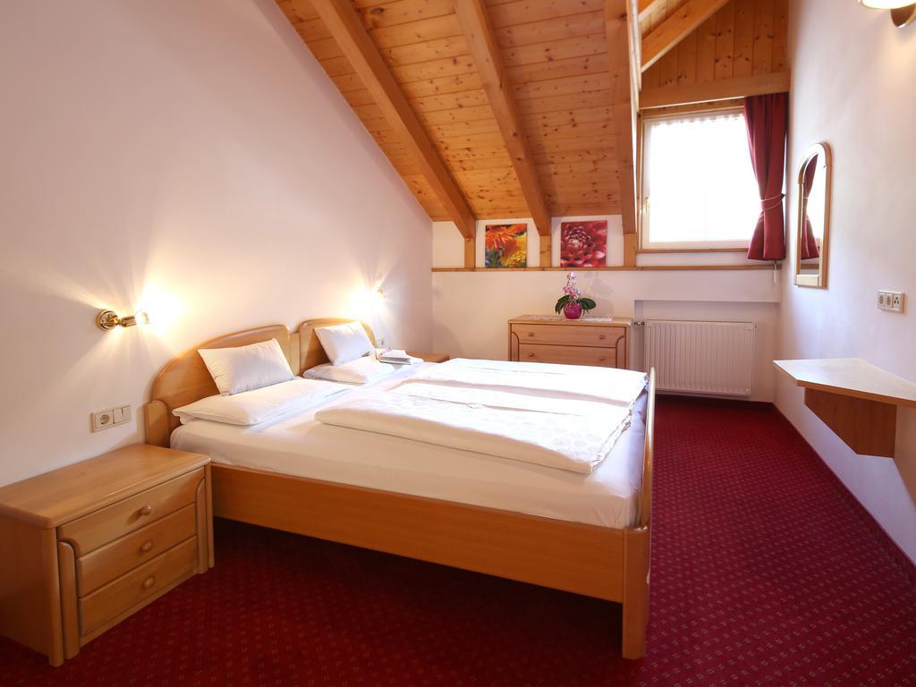Residence Rose San Candido Værelse billede